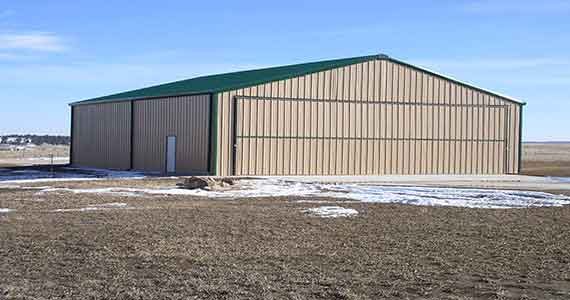 Aircraft hangar